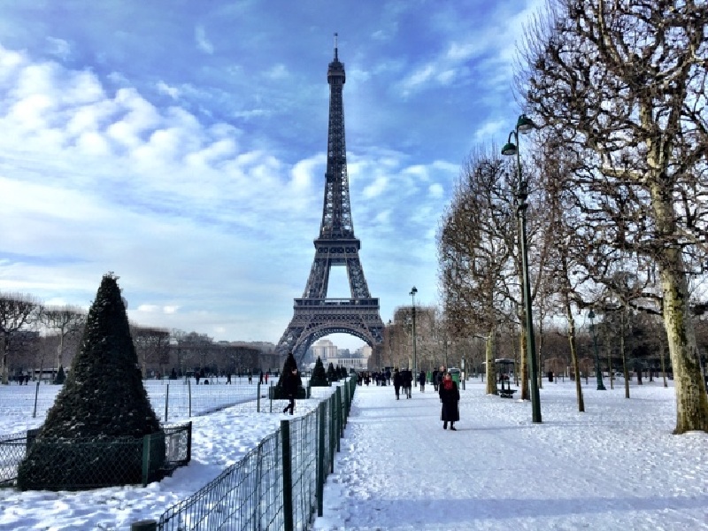 Paris, Pháp